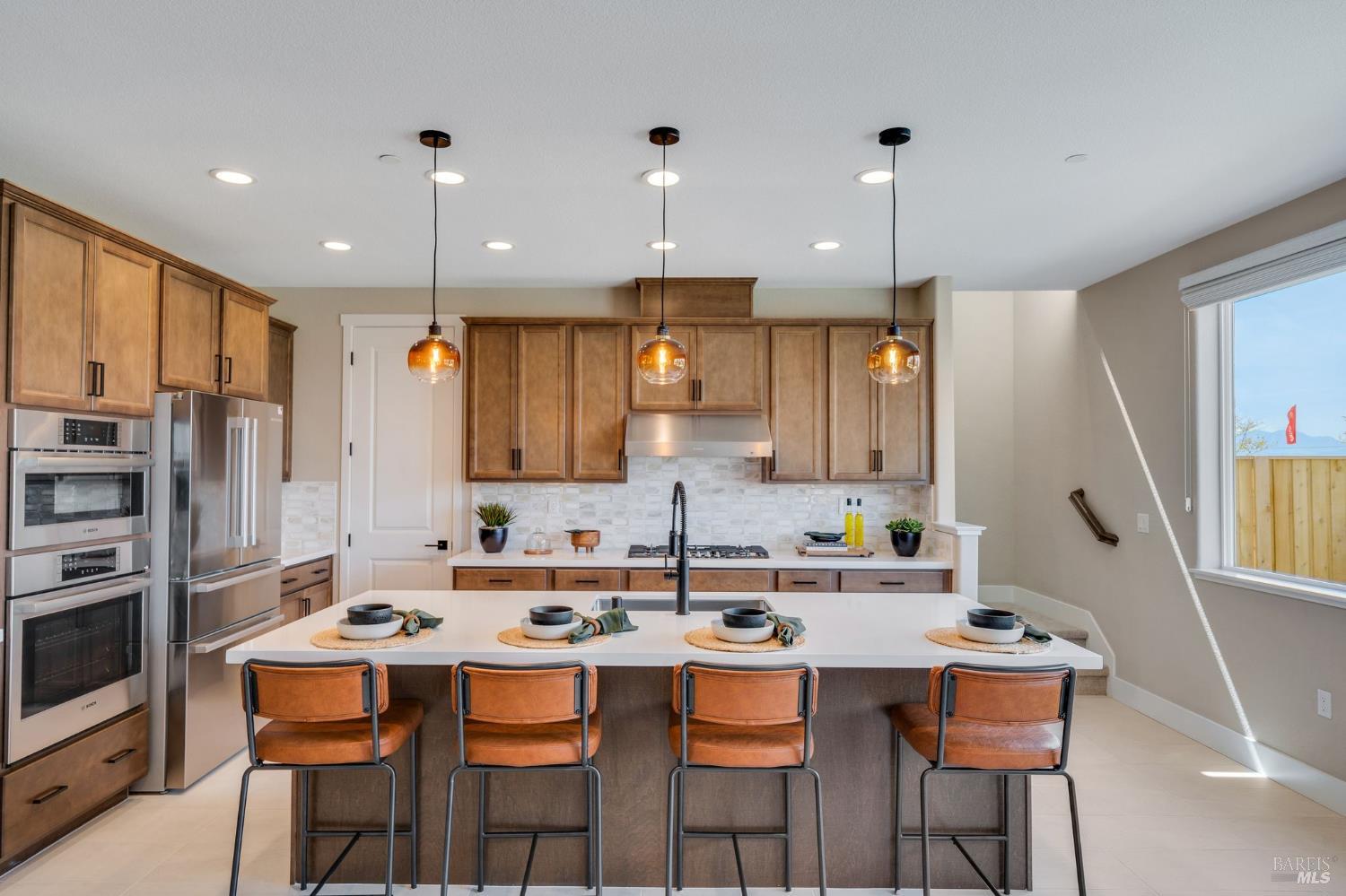 813 Fallen Leaf Lane Oakley CA 94561
