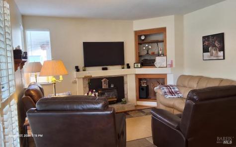 2543 Silver Spur Drive Santa Rosa CA 95407