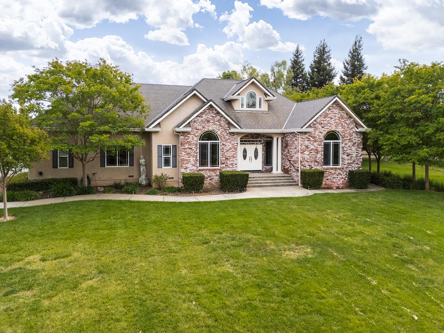 6640 Harrington Arbuckle CA 95912