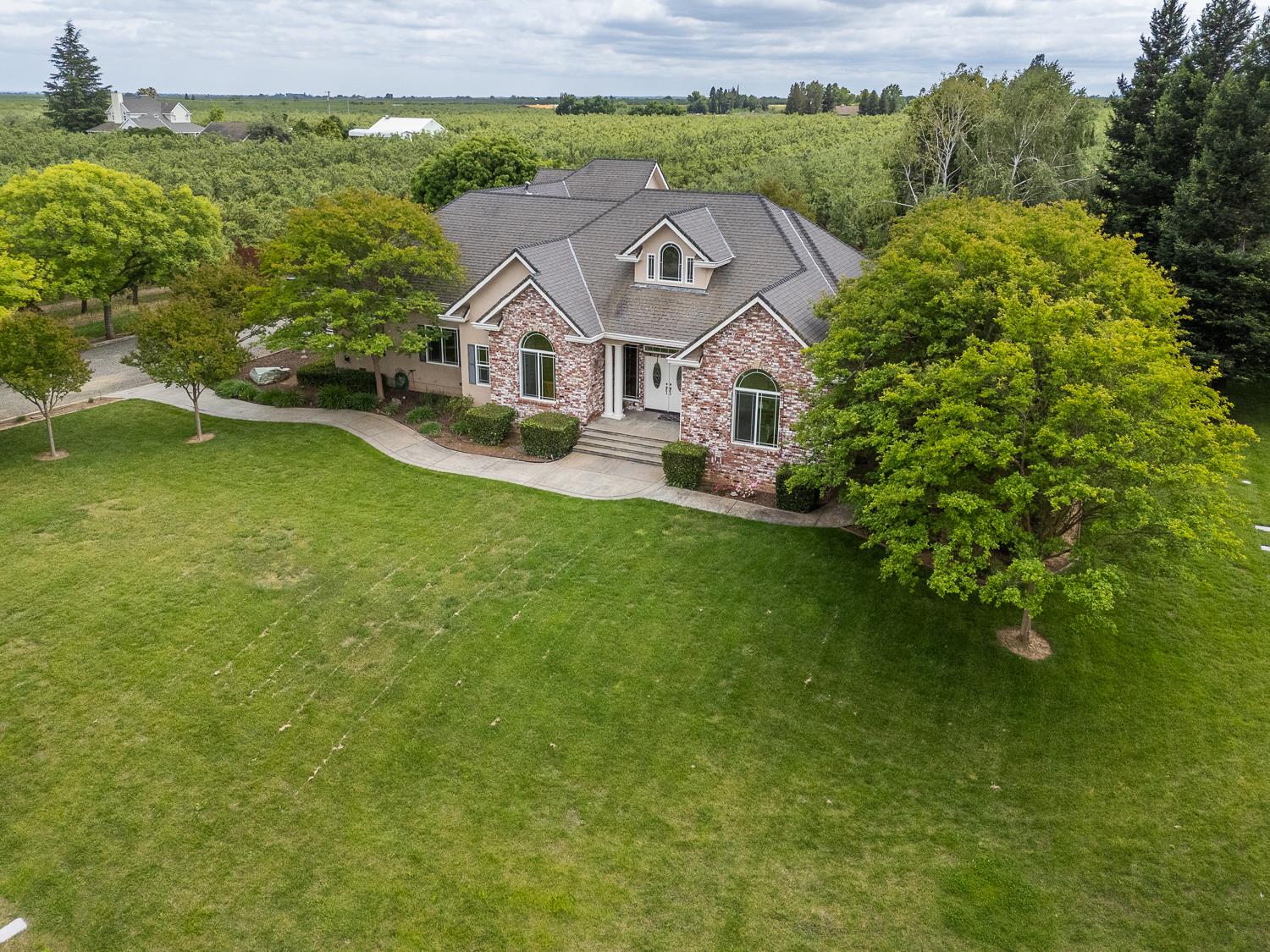 6640 Harrington Arbuckle CA 95912