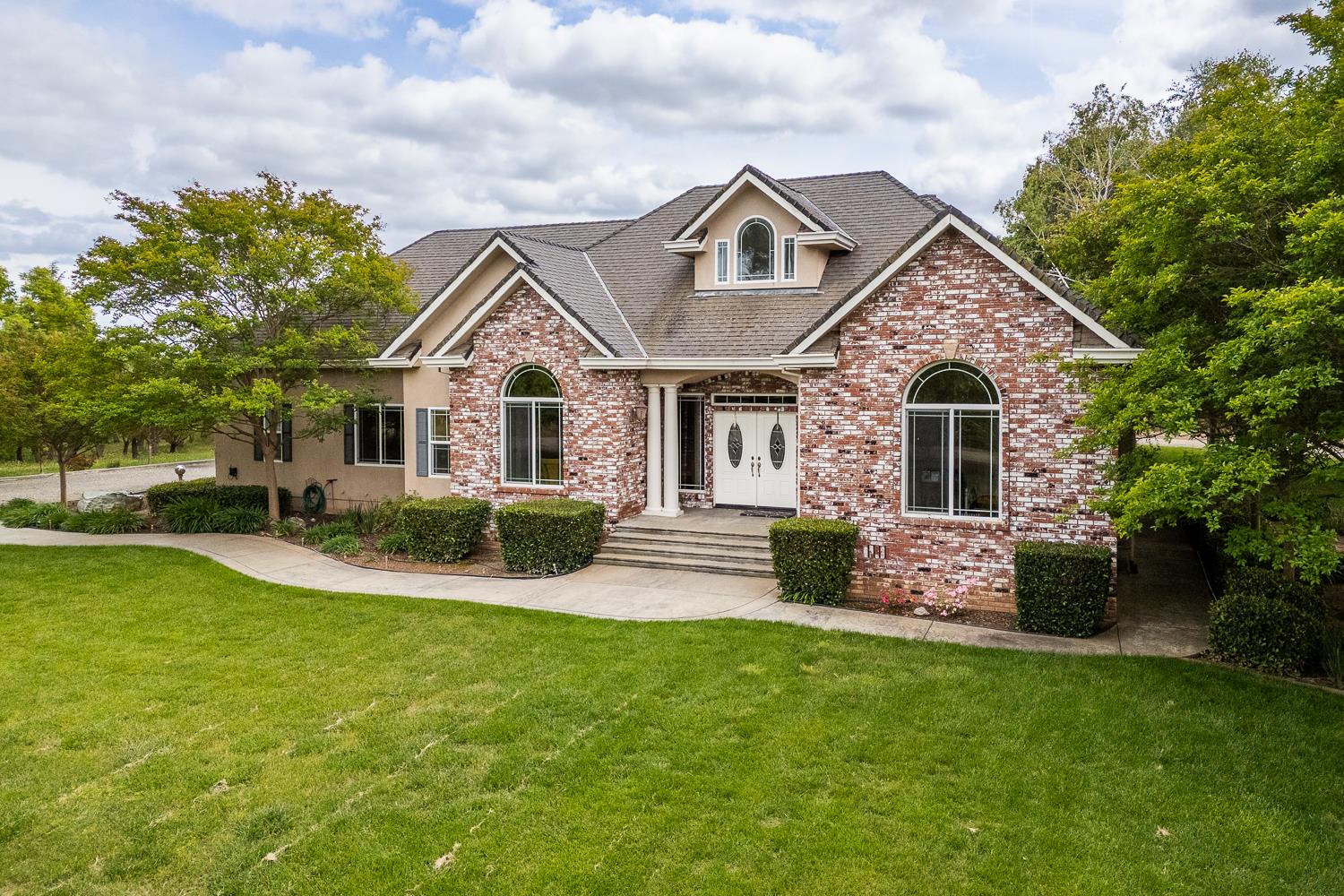 6640 Harrington Arbuckle CA 95912