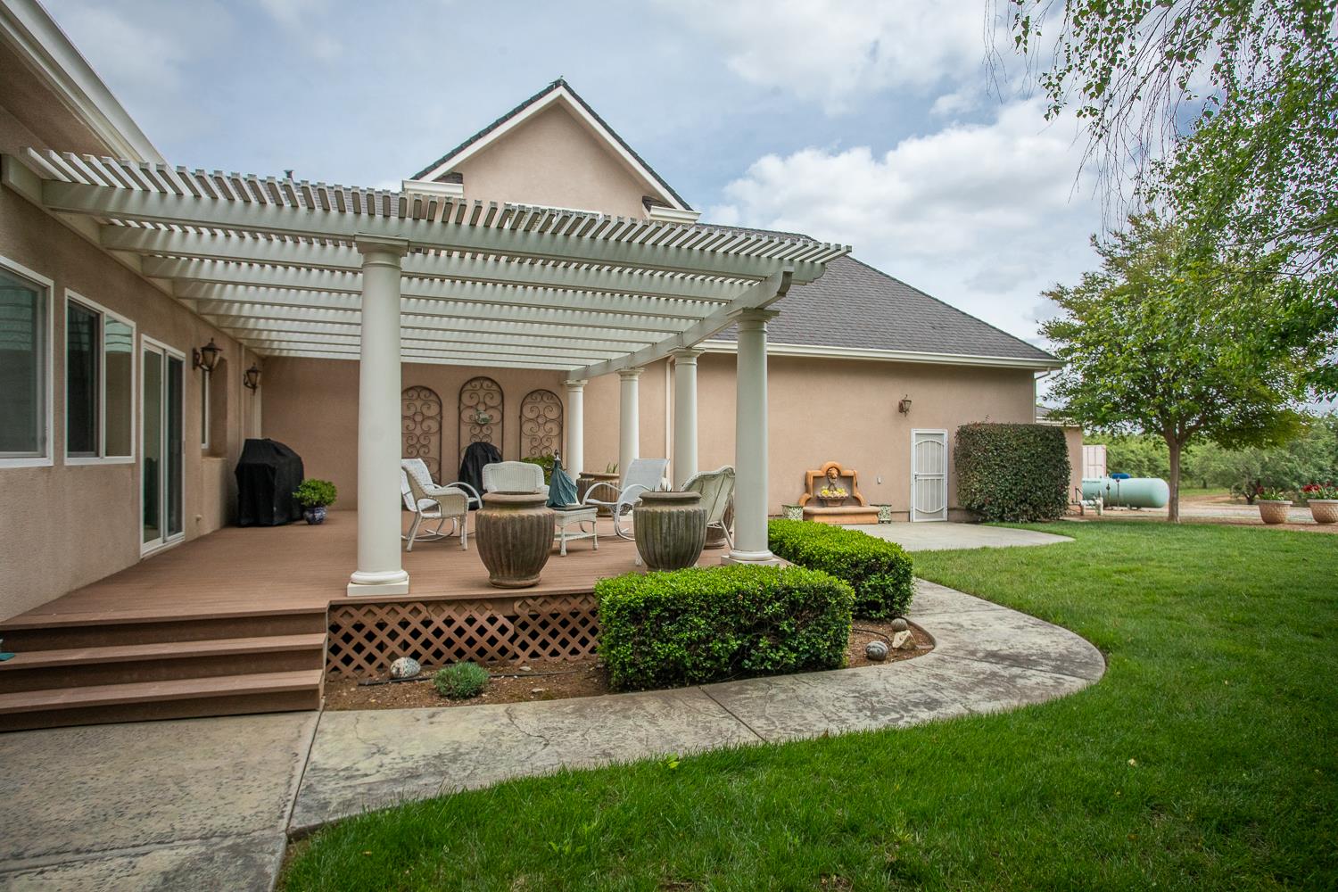 6640 Harrington Arbuckle CA 95912