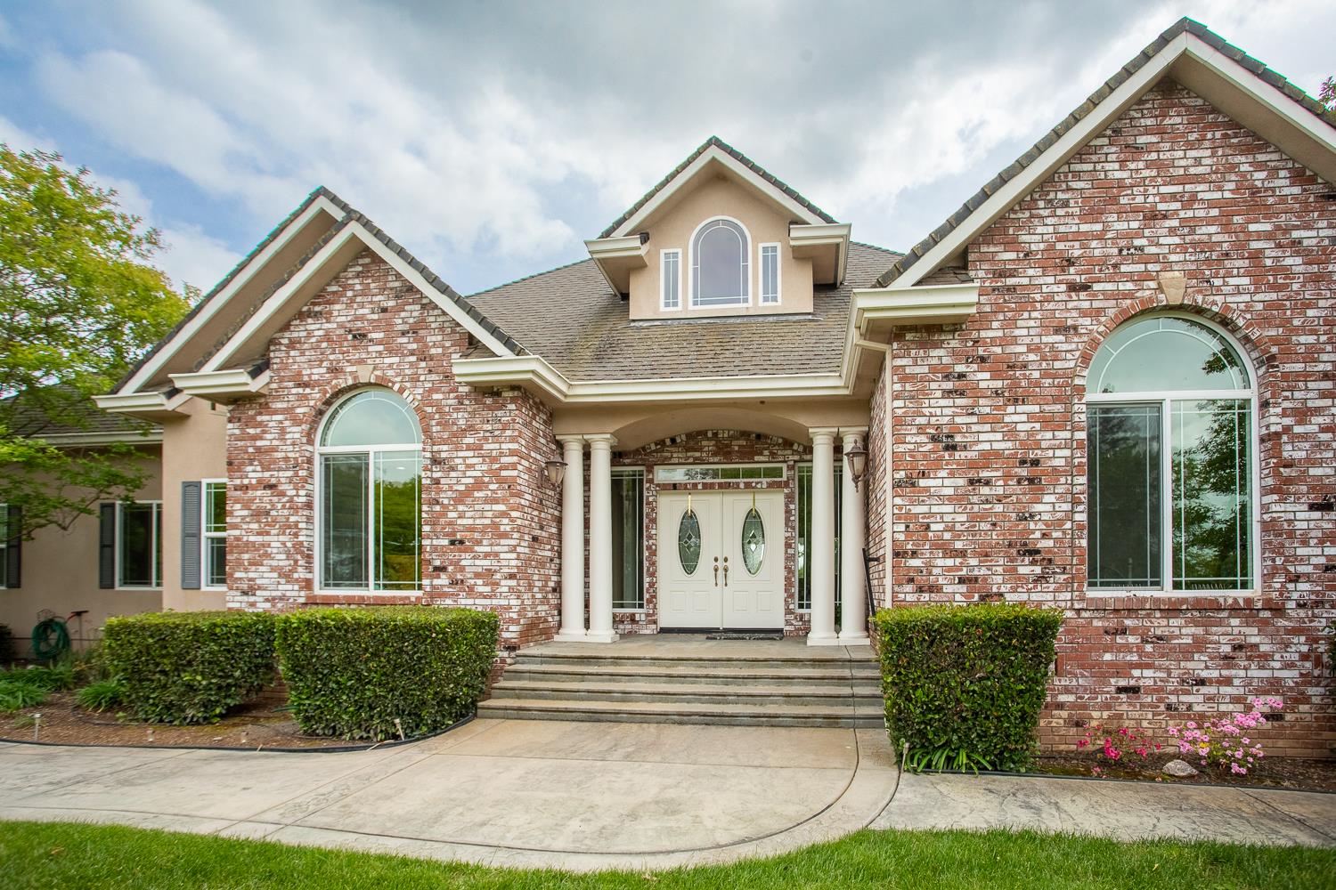 6640 Harrington Arbuckle CA 95912