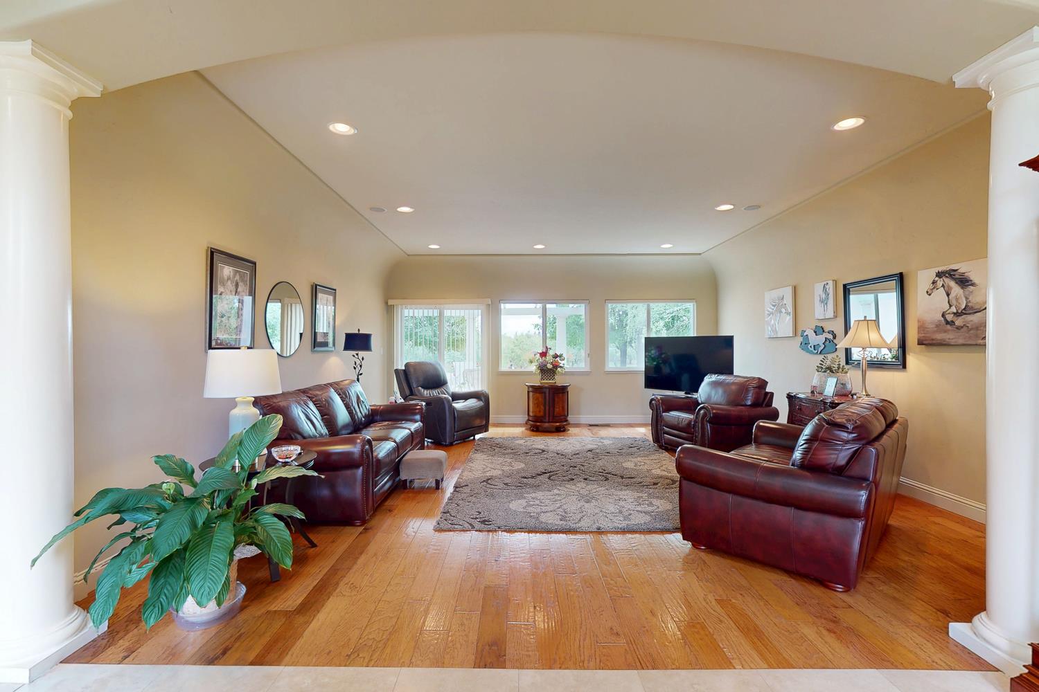 6640 Harrington Arbuckle CA 95912