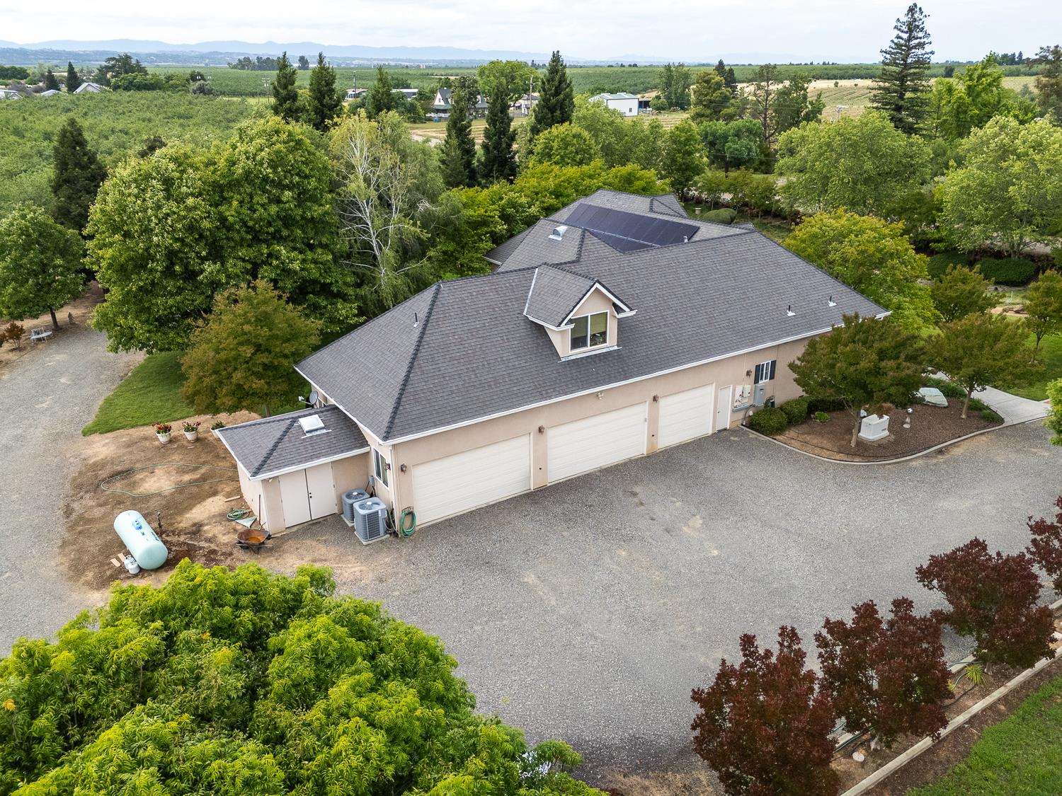 6640 Harrington Arbuckle CA 95912