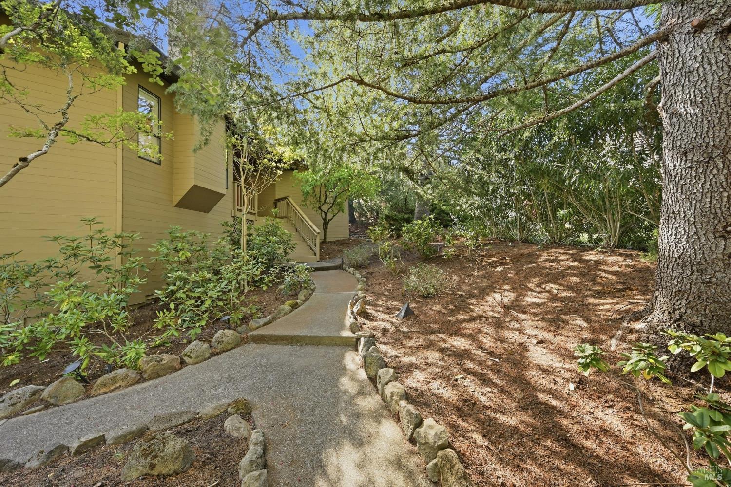 650 Wild Oak Drive Santa Rosa CA 95409