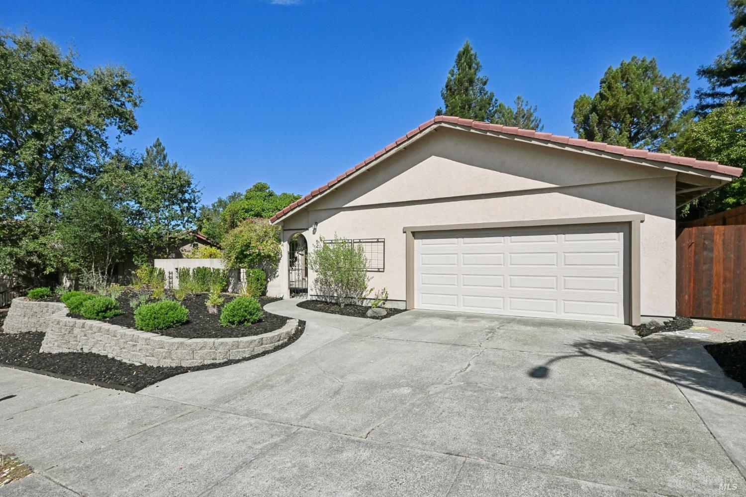 5427 Yerba Buena Road Santa Rosa CA 95409