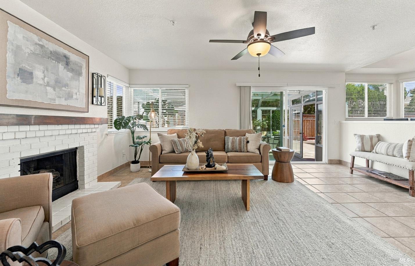 4122 Fireside Court Napa CA 94558