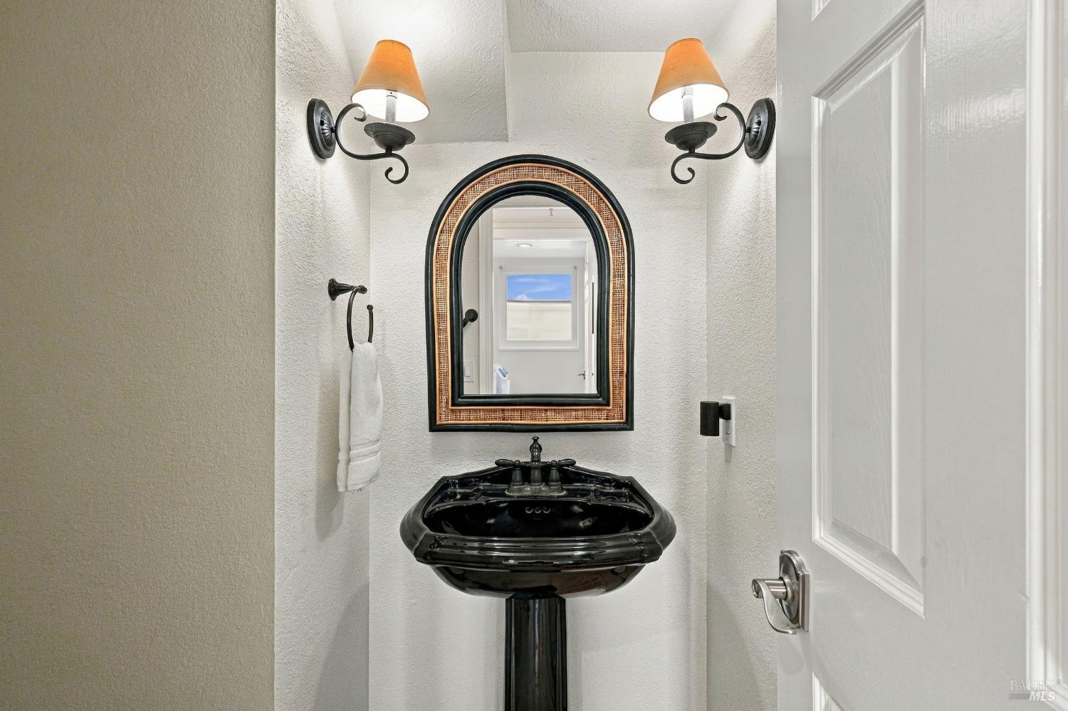 4122 Fireside Court Napa CA 94558