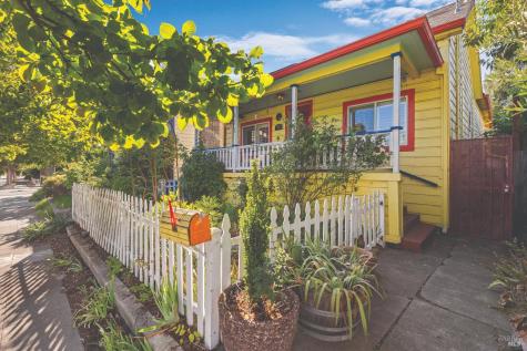 133 W 6th Street Santa Rosa CA 95401