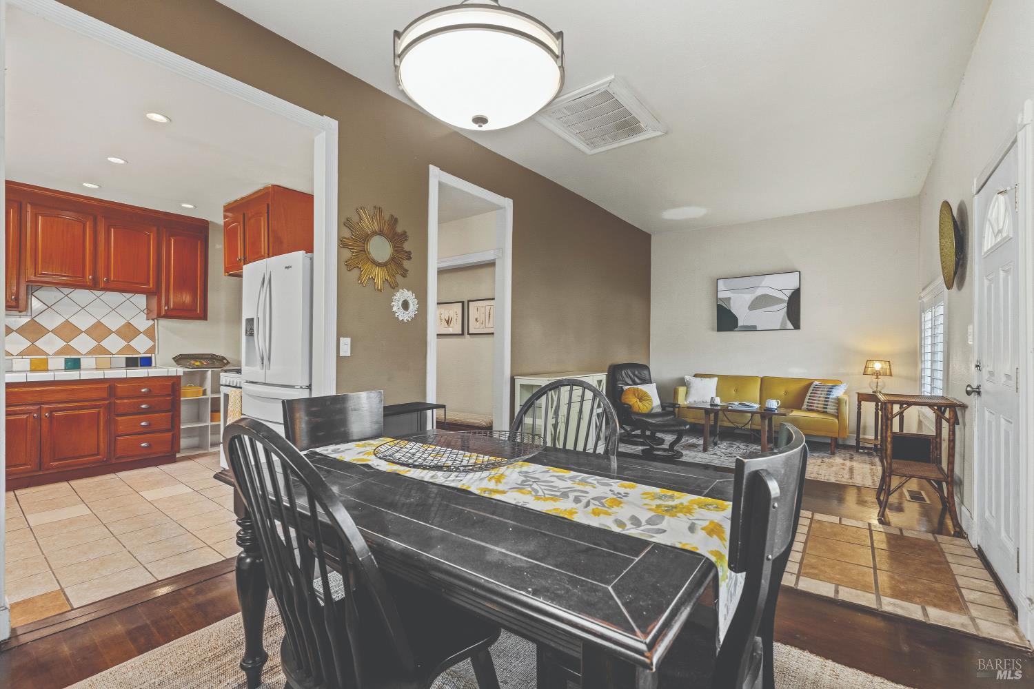 133 W 6th Street Santa Rosa CA 95401