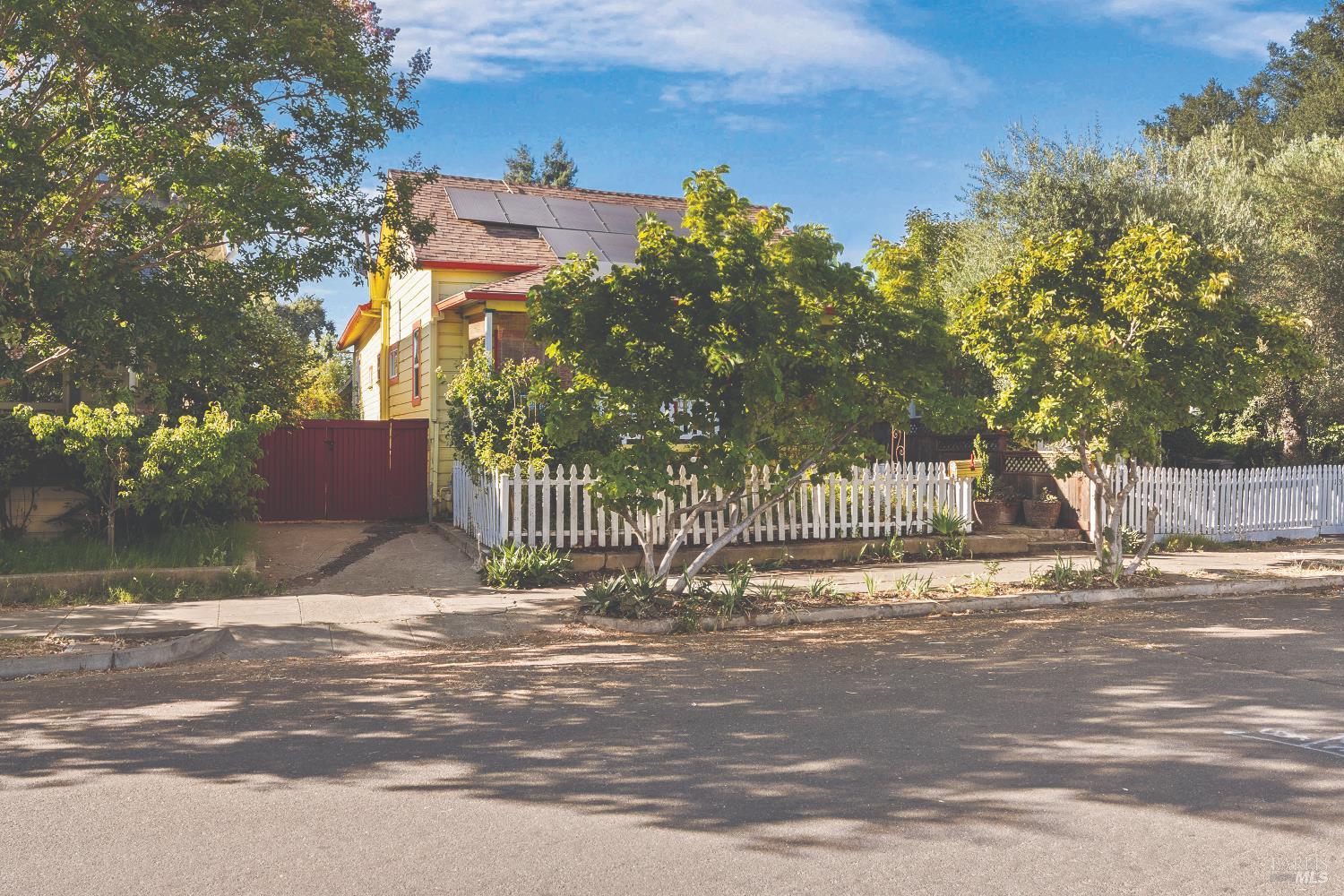 133 W 6th Street Santa Rosa CA 95401