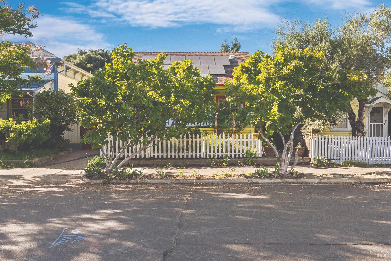 133 W 6th Street Santa Rosa CA 95401