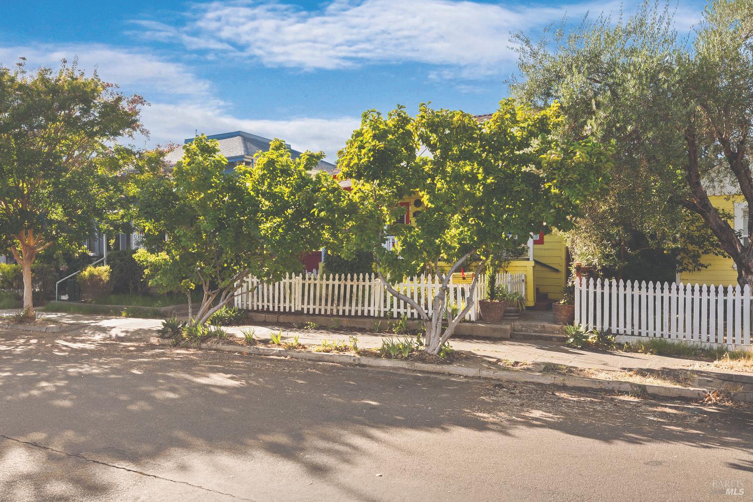 133 W 6th Street Santa Rosa CA 95401