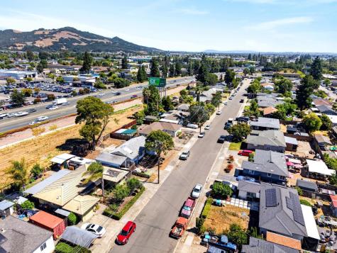 1268 Poplar Street Santa Rosa CA 95407