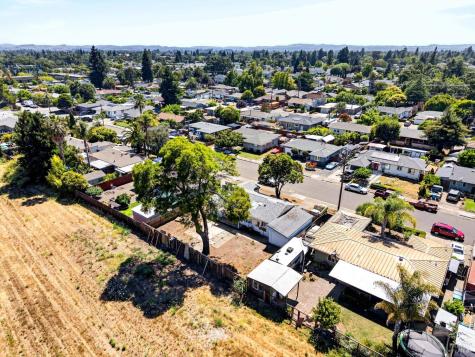 1268 Poplar Street Santa Rosa CA 95407