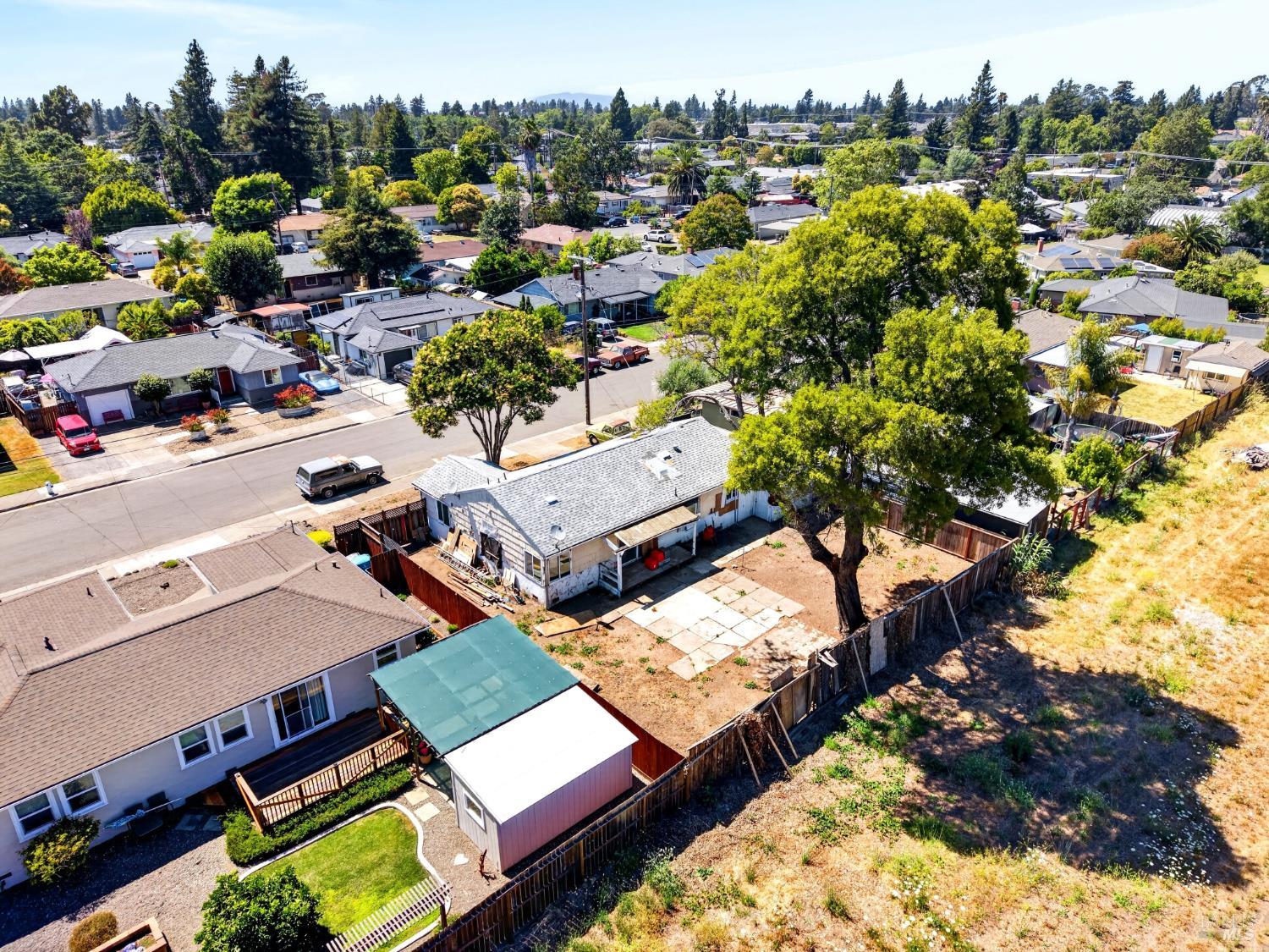1268 Poplar Street Santa Rosa CA 95407