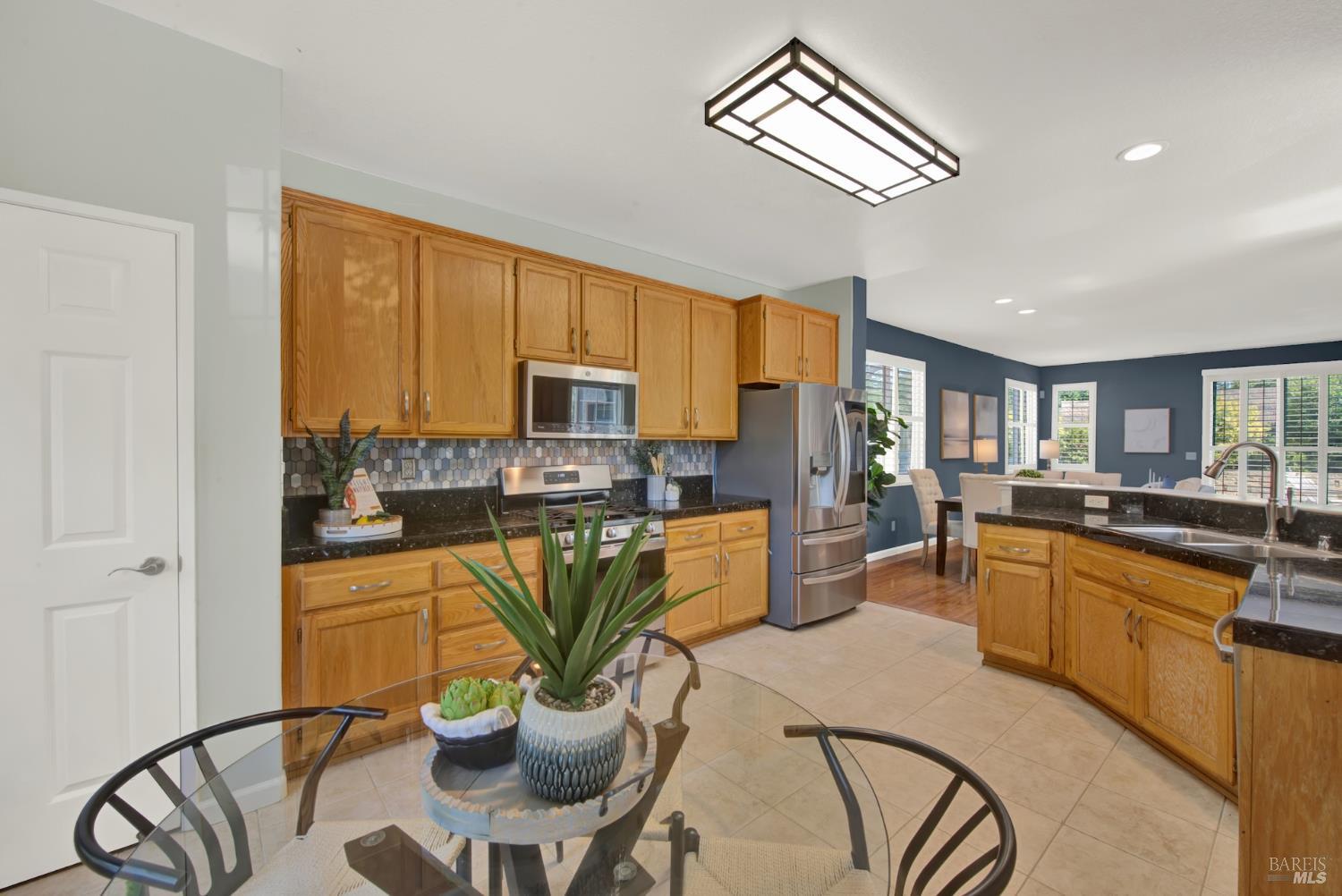 1894 Hummingbird Drive Fairfield CA 94534