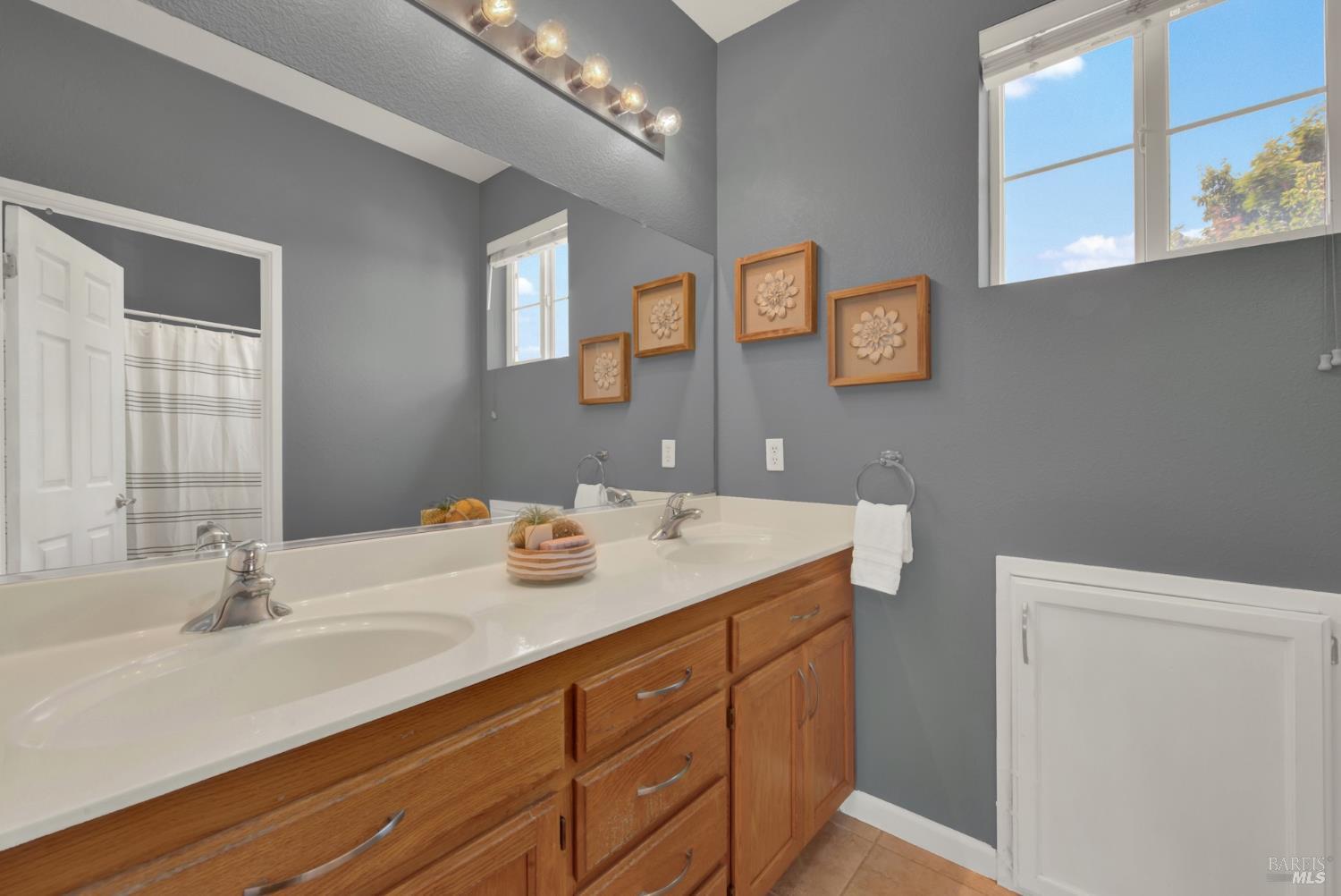 1894 Hummingbird Drive Fairfield CA 94534