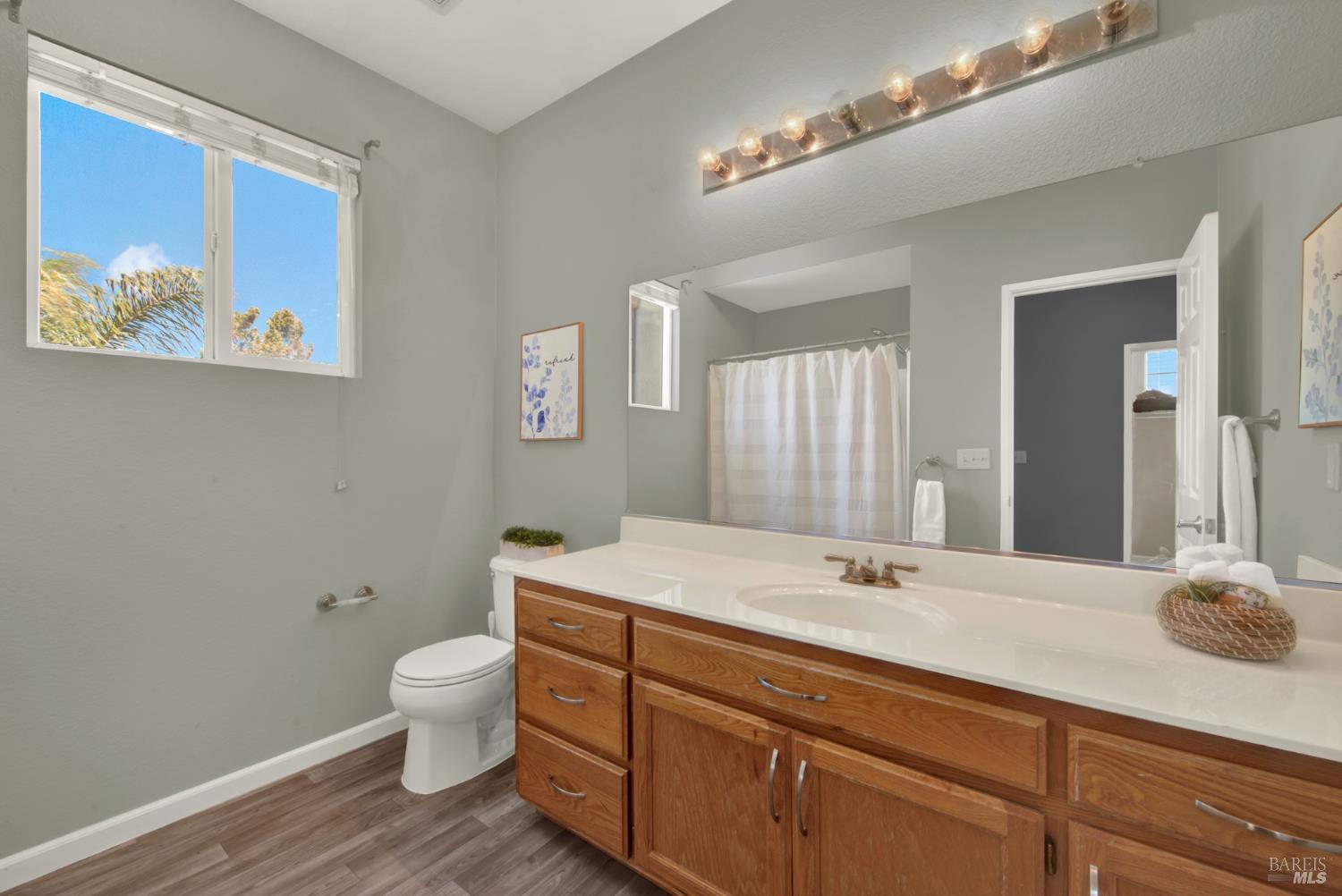 1894 Hummingbird Drive Fairfield CA 94534