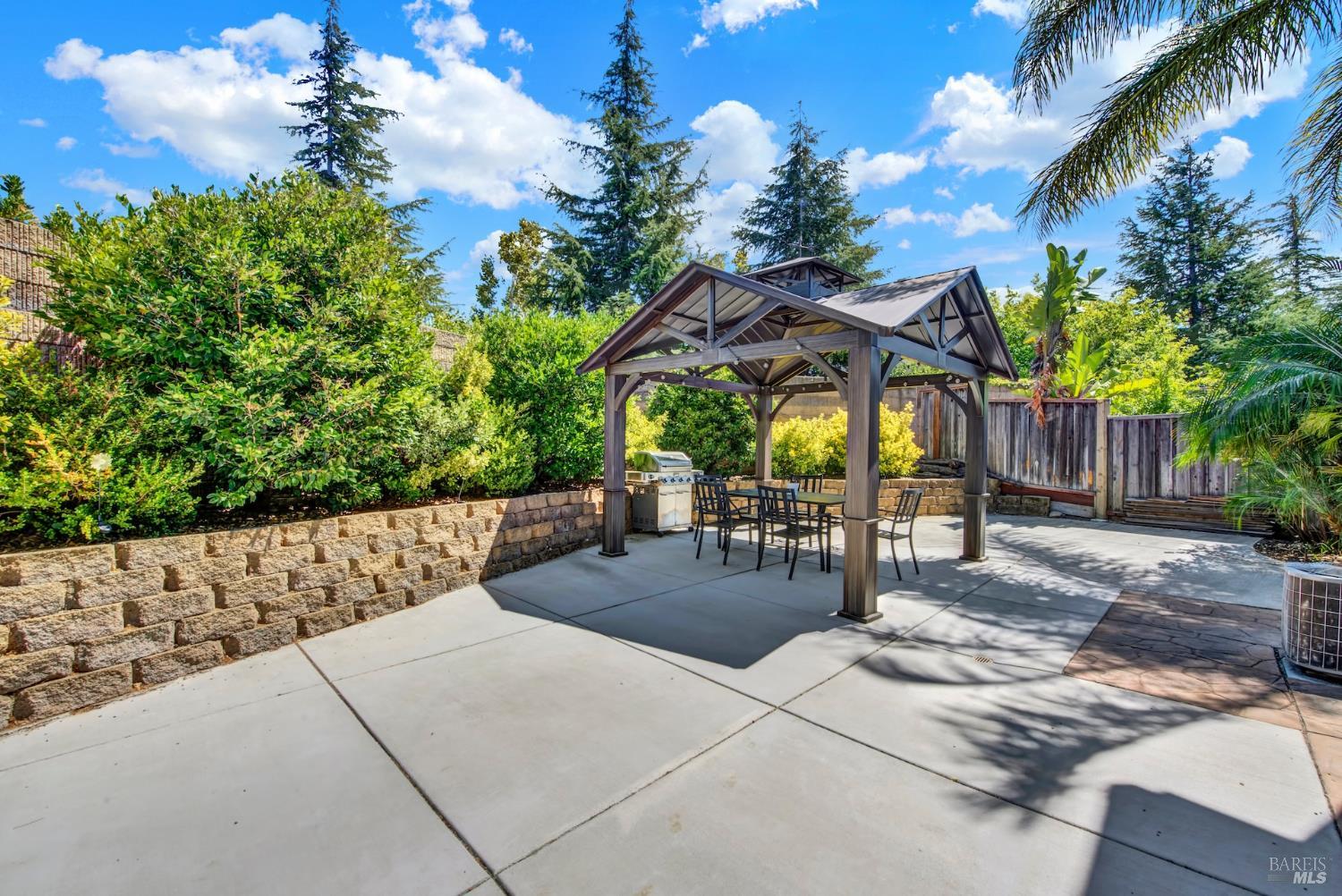 1894 Hummingbird Drive Fairfield CA 94534