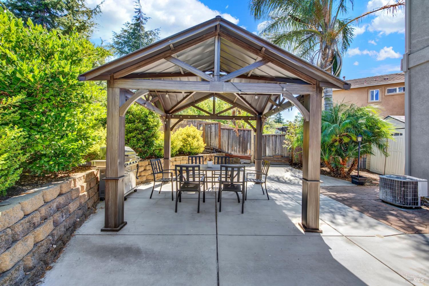 1894 Hummingbird Drive Fairfield CA 94534