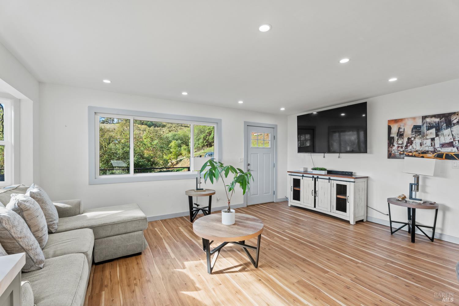 8500 Black Bart Trail Redwood Valley CA 95470