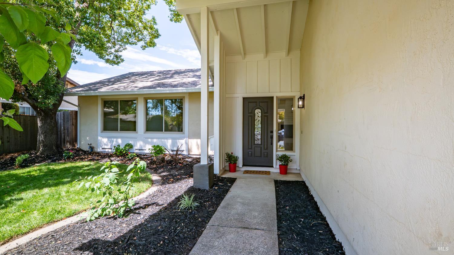 2456 Claret Street Napa CA 94558