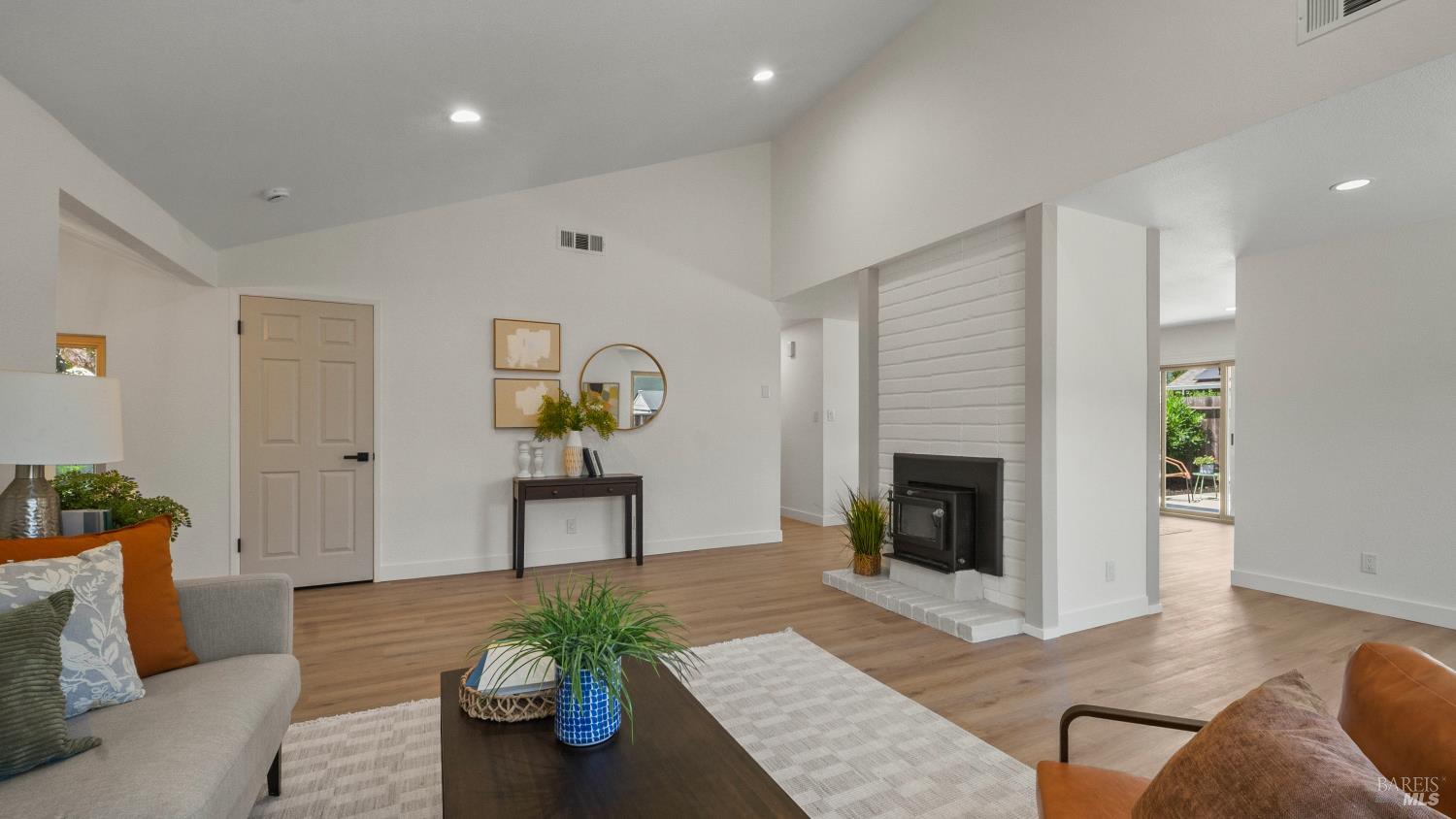 2456 Claret Street Napa CA 94558