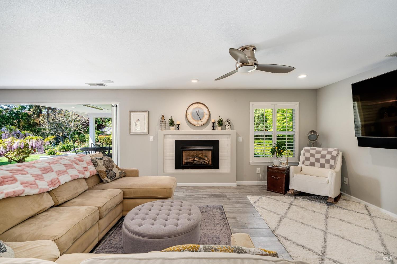 10 Oak Tree Drive Santa Rosa CA 95401