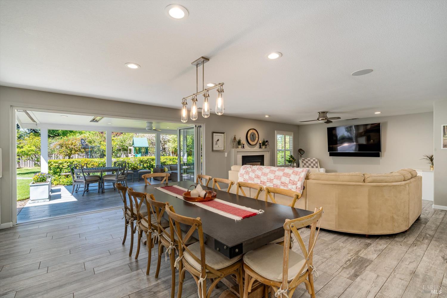10 Oak Tree Drive Santa Rosa CA 95401