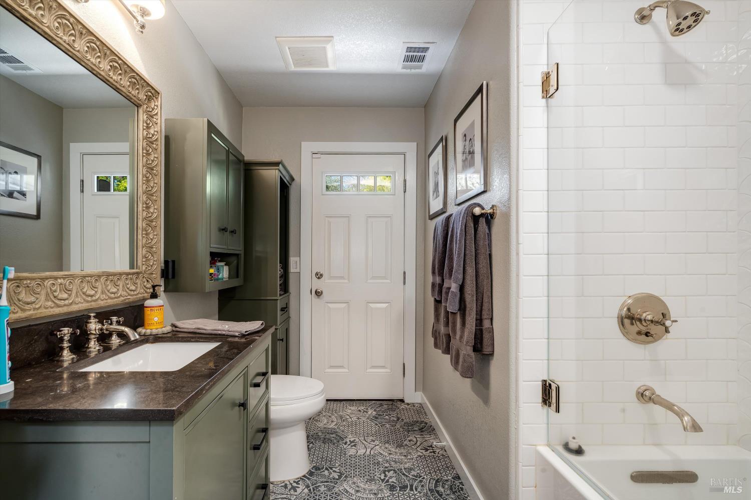 10 Oak Tree Drive Santa Rosa CA 95401