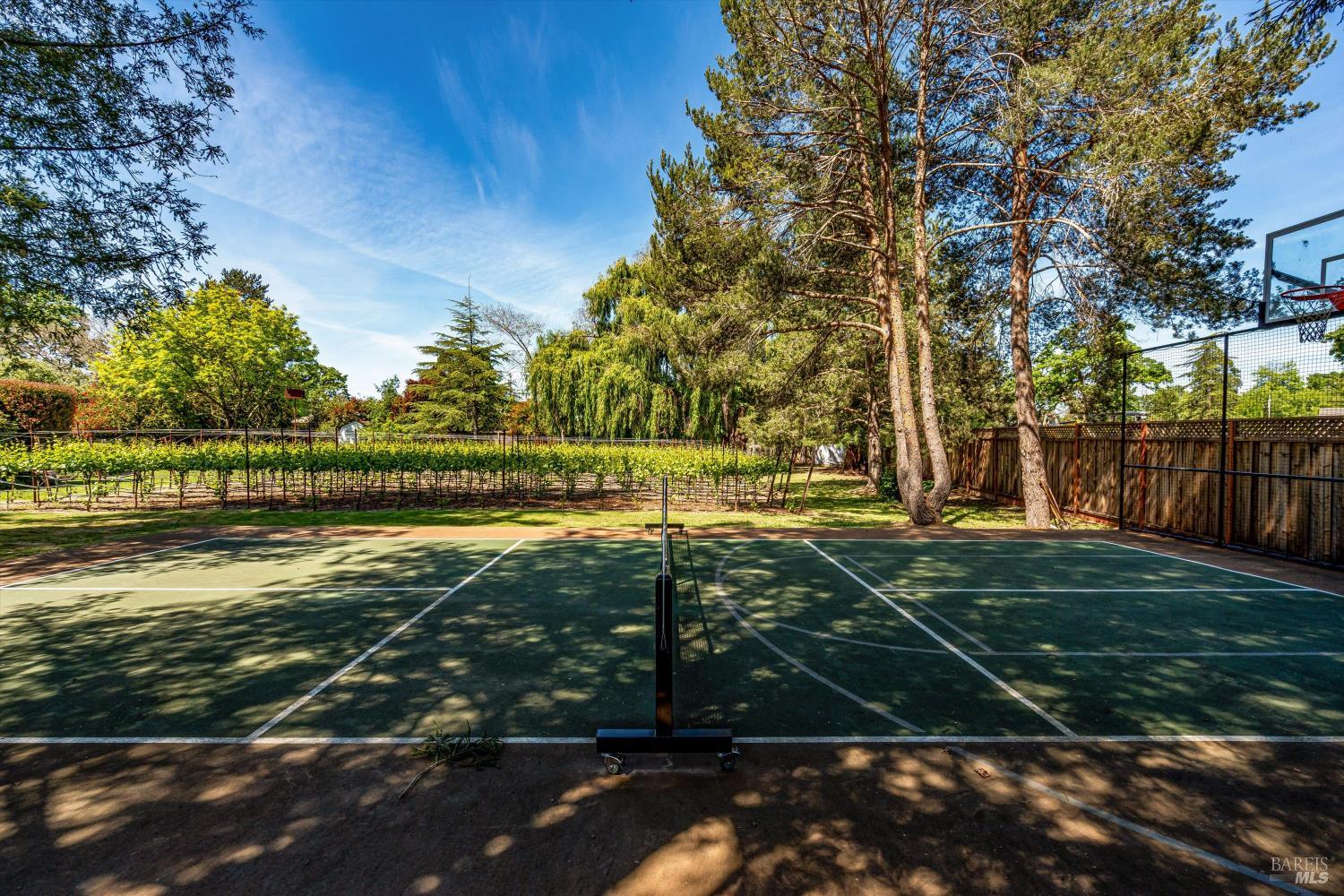 10 Oak Tree Drive Santa Rosa CA 95401