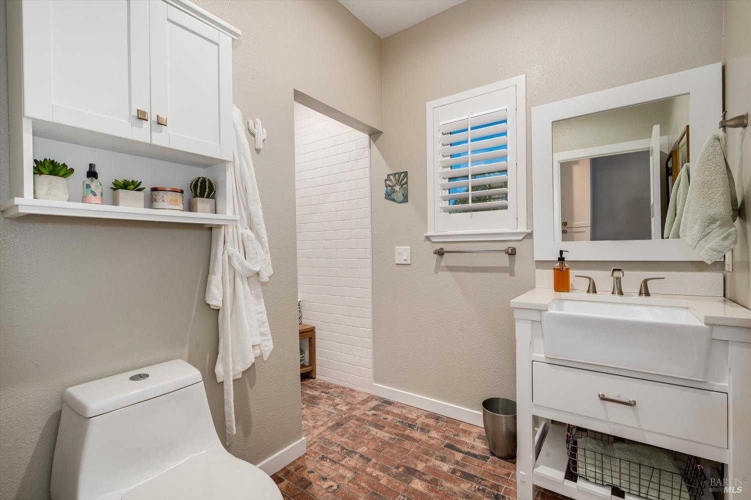 10 Oak Tree Drive Santa Rosa CA 95401