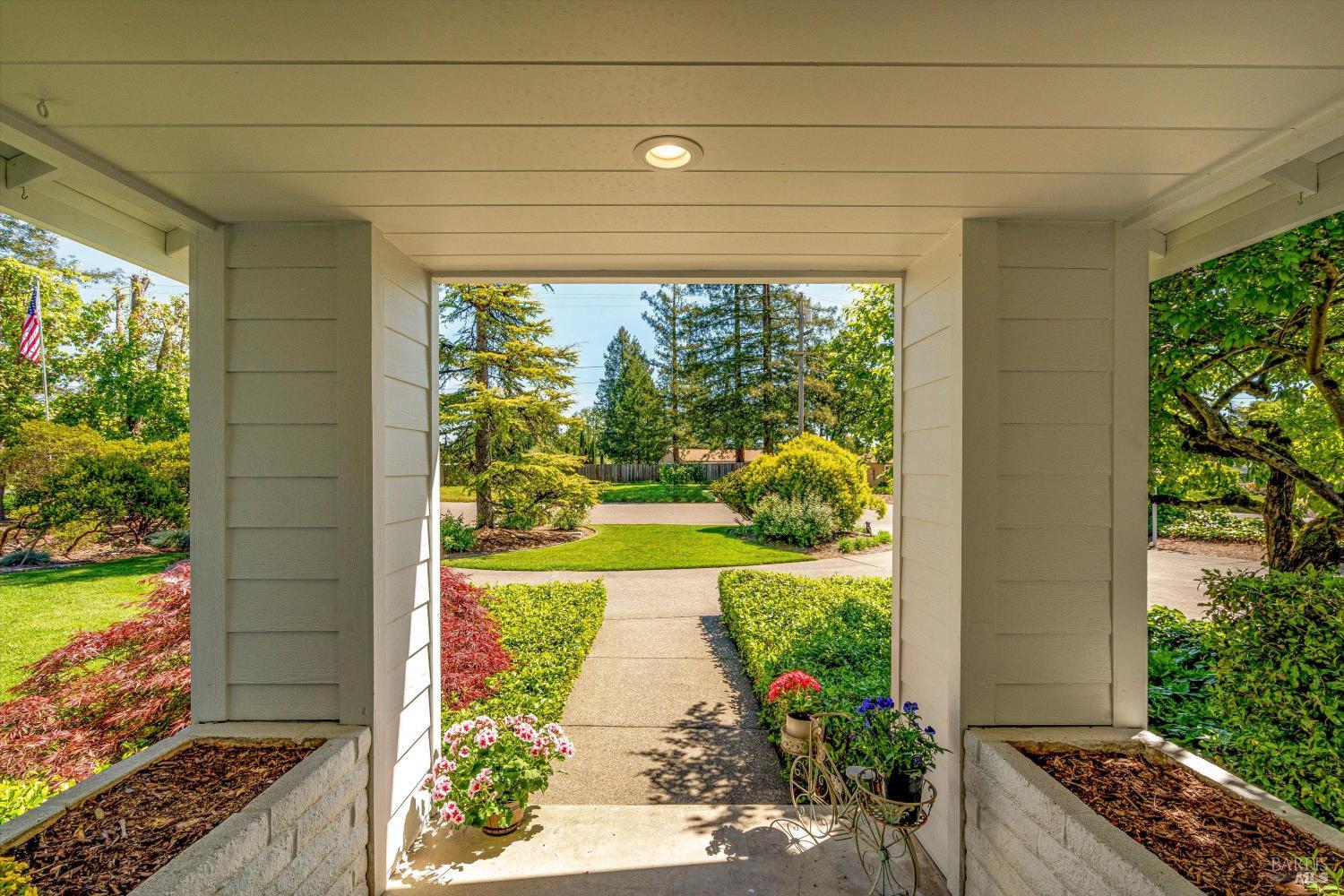 10 Oak Tree Drive Santa Rosa CA 95401