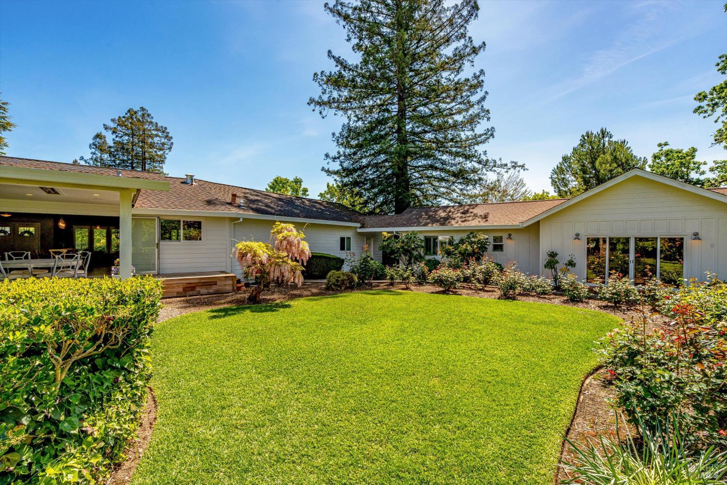 10 Oak Tree Drive Santa Rosa CA 95401