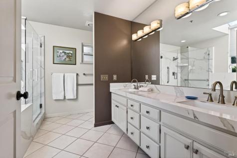 412 Fairway Court Healdsburg CA 95448