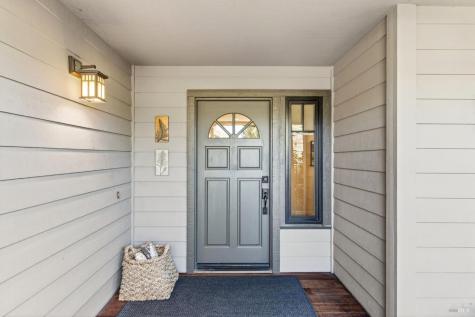 412 Fairway Court Healdsburg CA 95448
