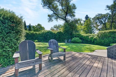 412 Fairway Court Healdsburg CA 95448