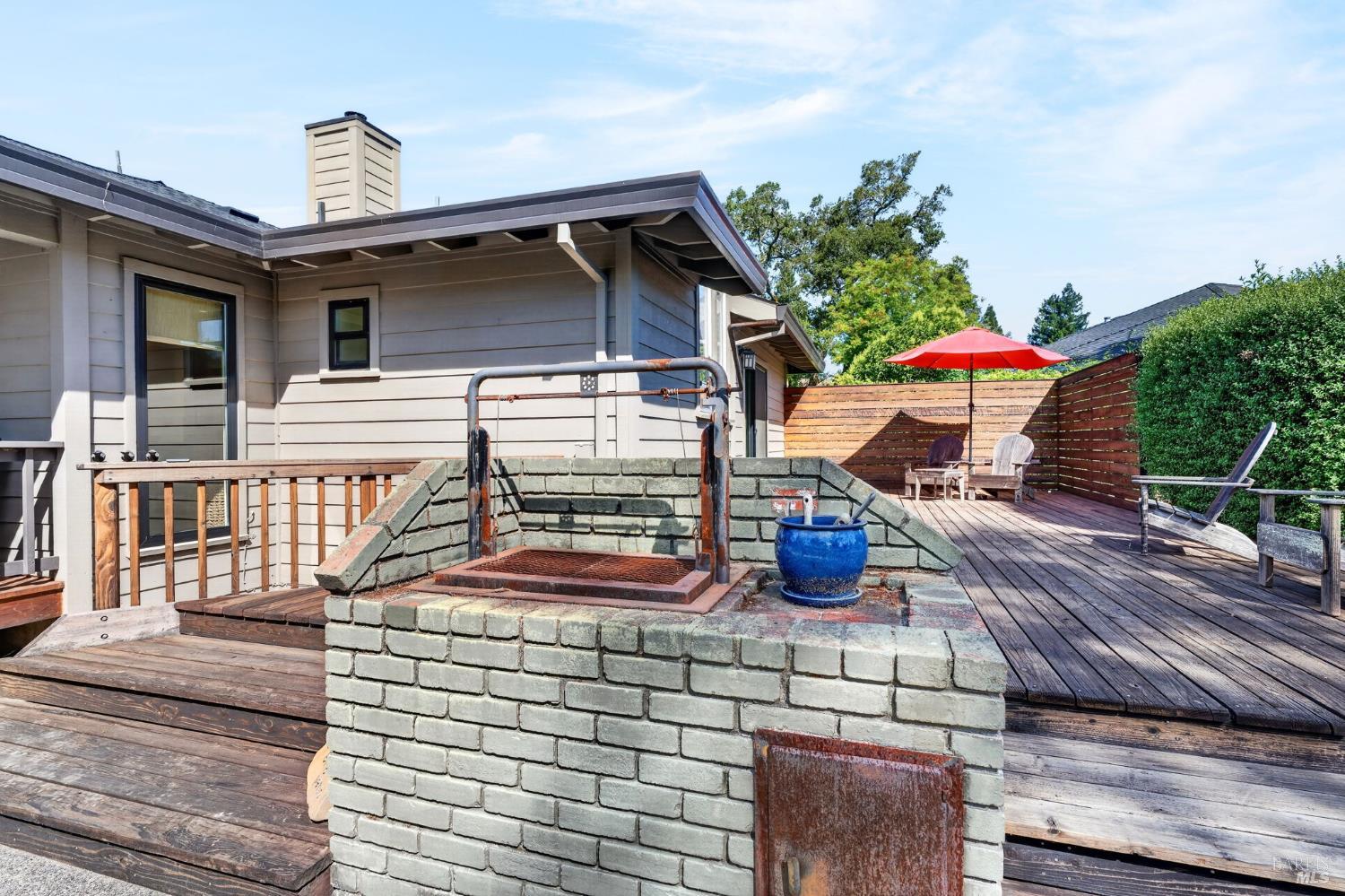 412 Fairway Court Healdsburg CA 95448