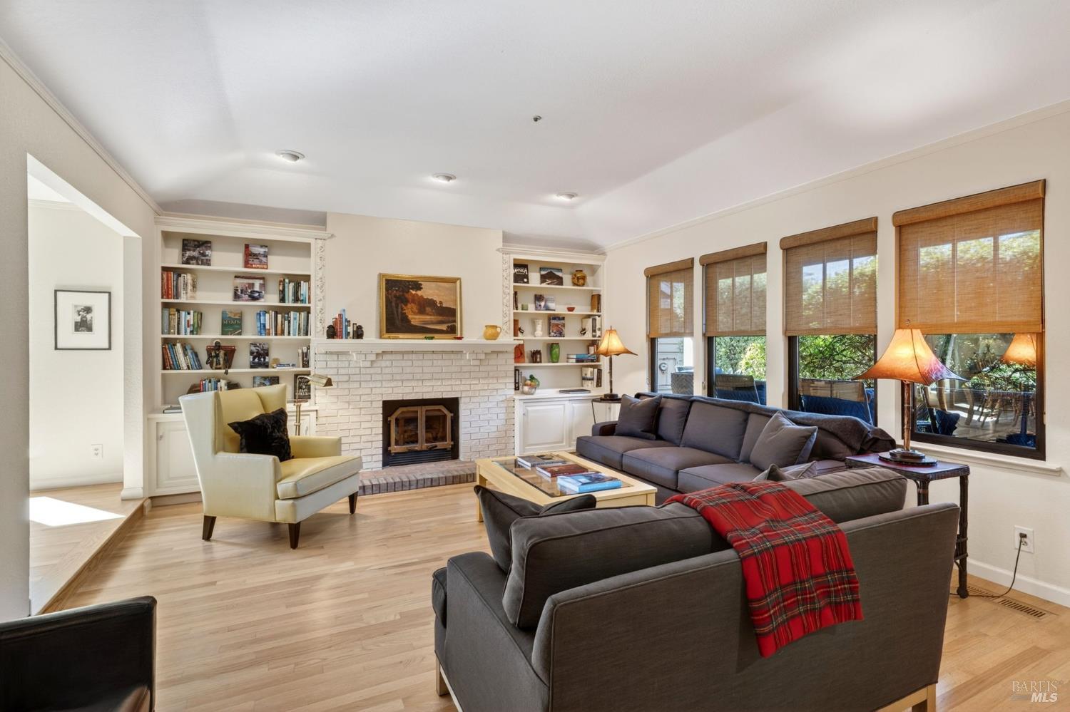 412 Fairway Court Healdsburg CA 95448