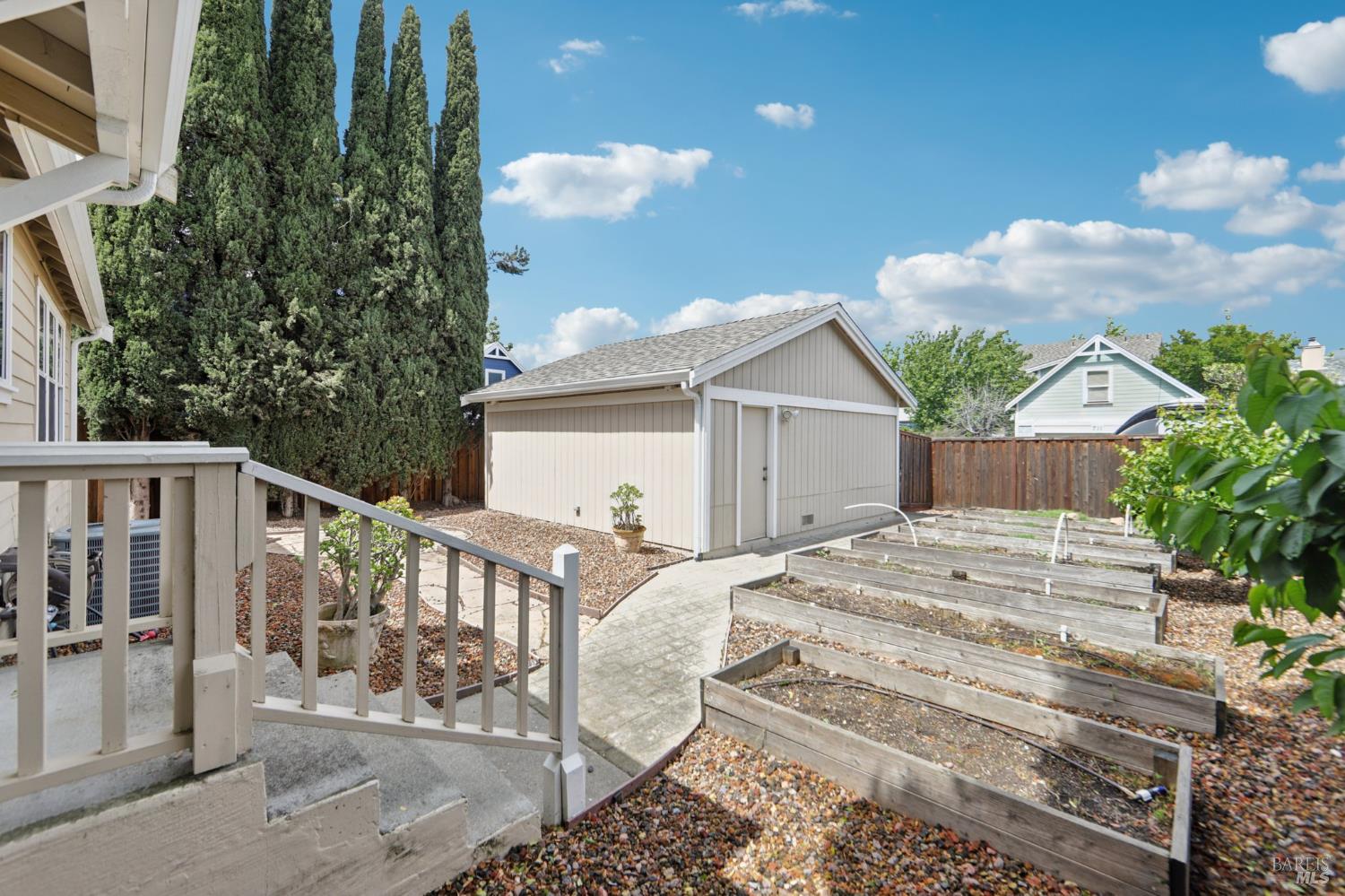 704 Bay Street Suisun City CA 94585