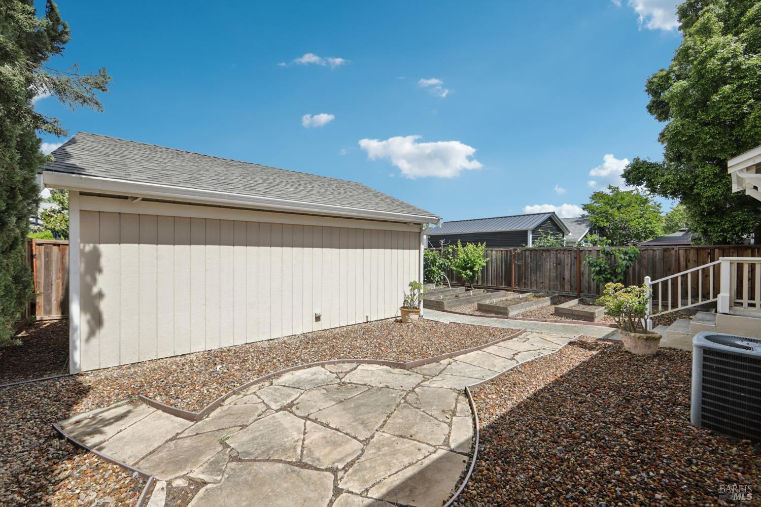 704 Bay Street Suisun City CA 94585