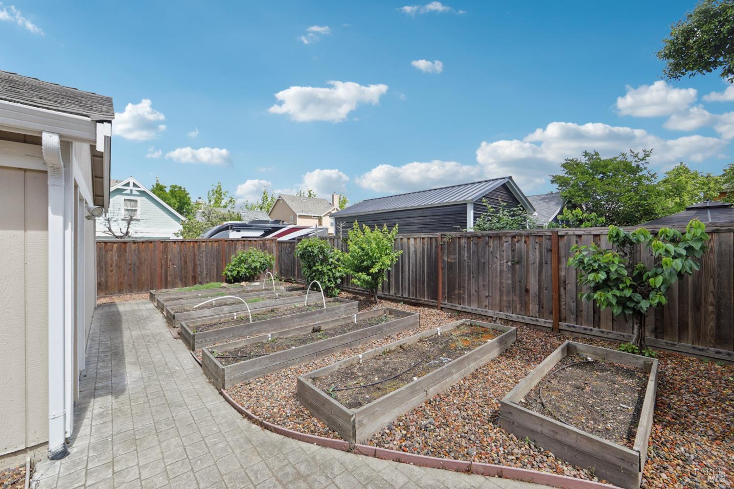 704 Bay Street Suisun City CA 94585