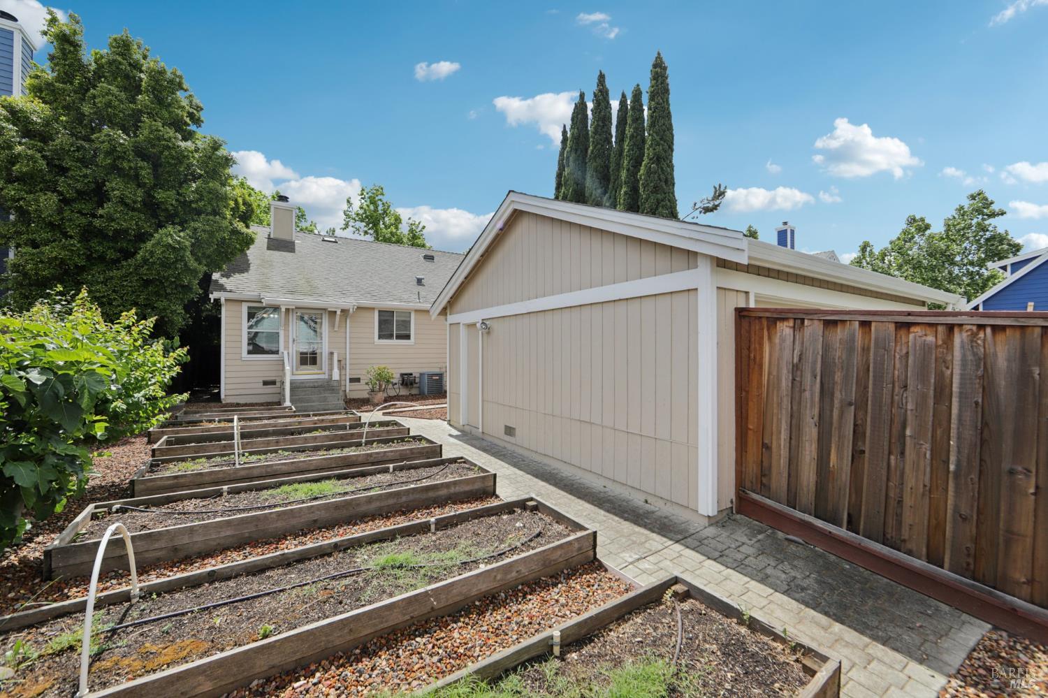 704 Bay Street Suisun City CA 94585