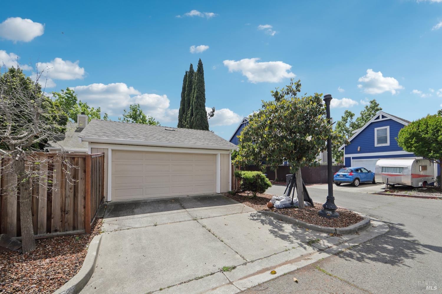 704 Bay Street Suisun City CA 94585