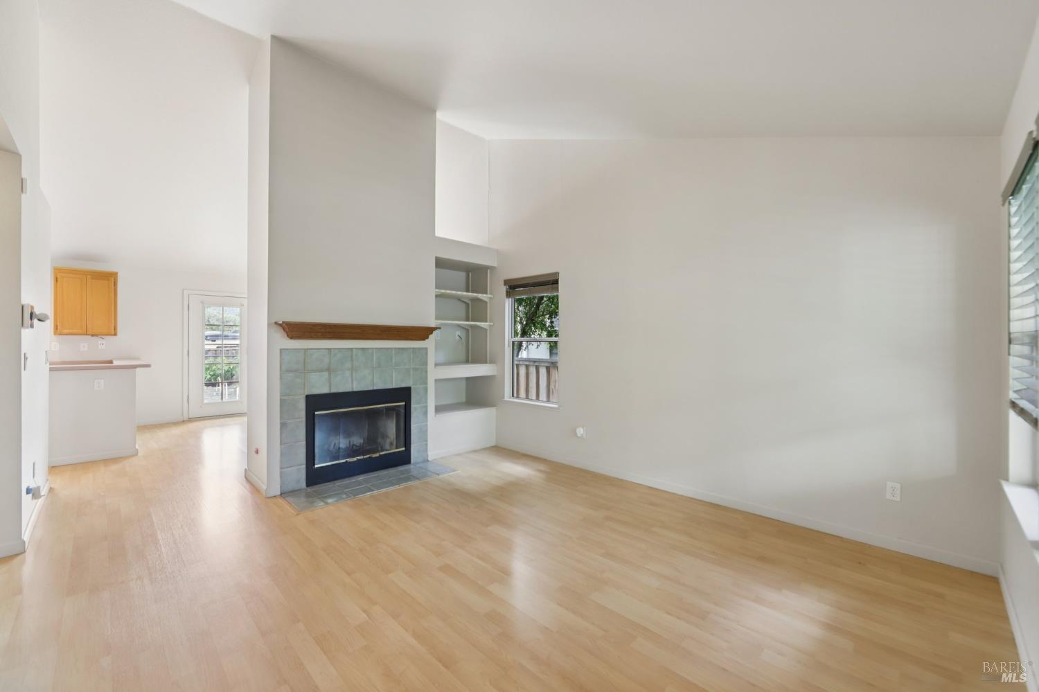 704 Bay Street Suisun City CA 94585