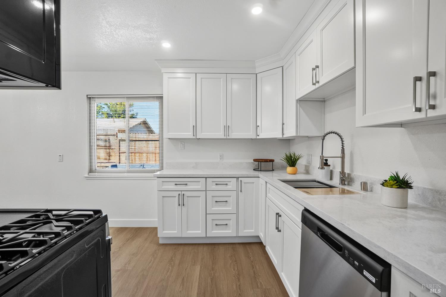 442 Elder Street Vacaville CA 95688