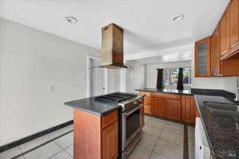 1048 San Clemente Drive Santa Rosa CA 95404