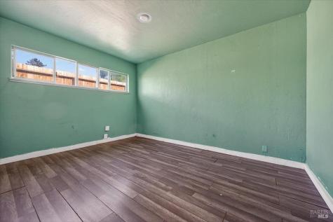 1048 San Clemente Drive Santa Rosa CA 95404